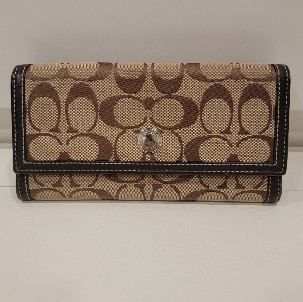Coach signature classic trifold wallet